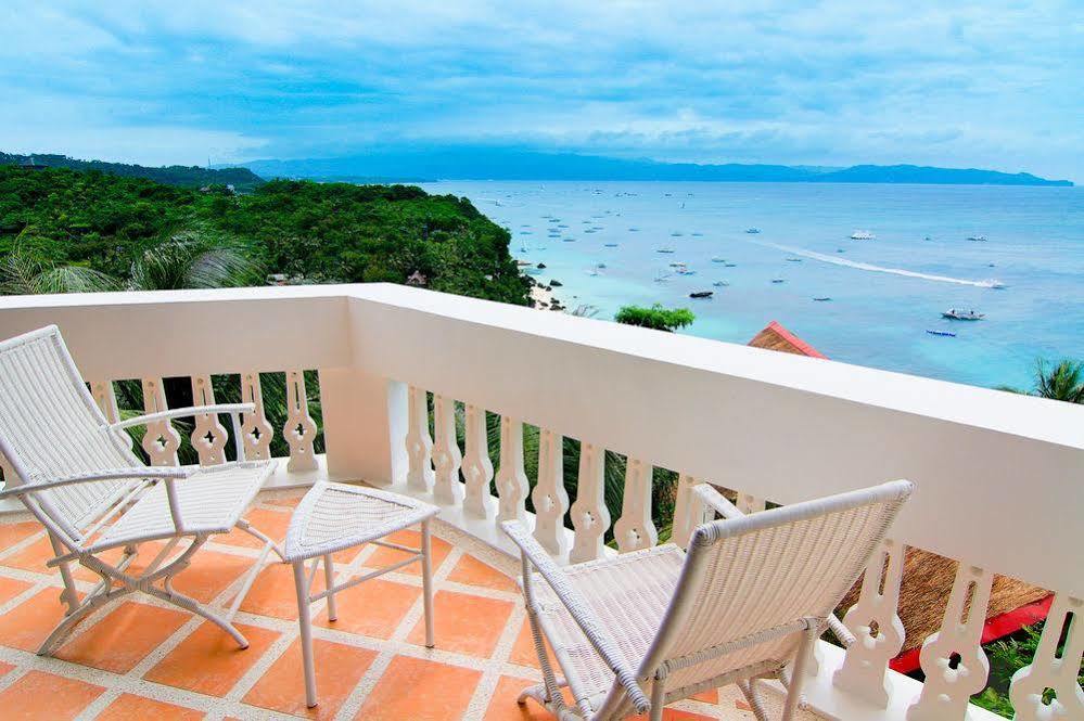 Artista Beach Villa Balabag  Bagian luar foto