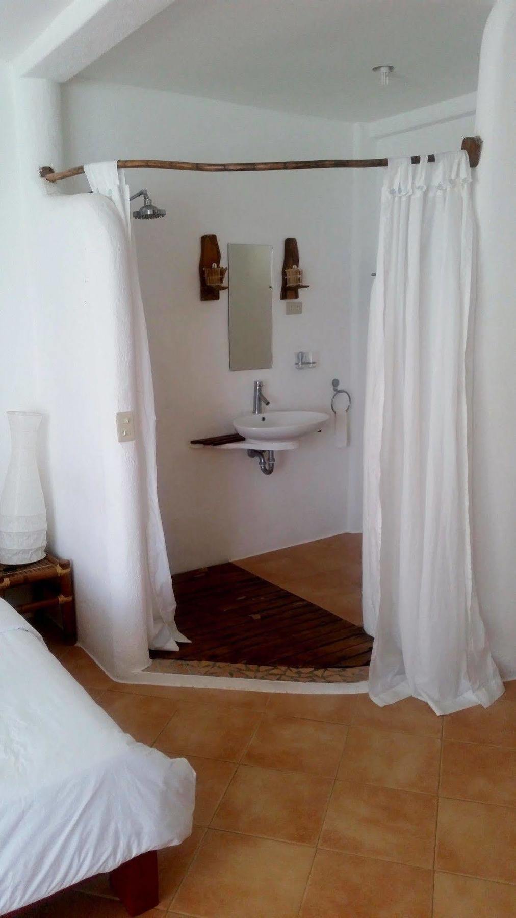 Artista Beach Villa Balabag  Bagian luar foto