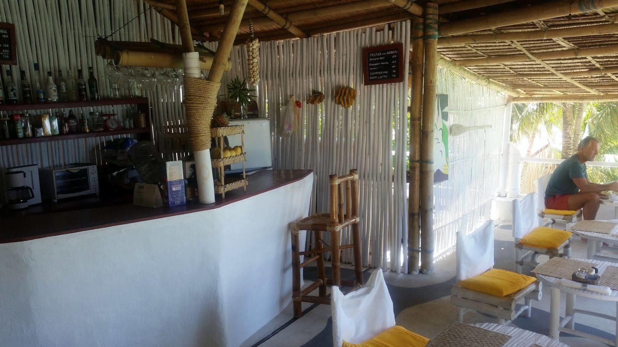 Artista Beach Villa Balabag  Bagian luar foto