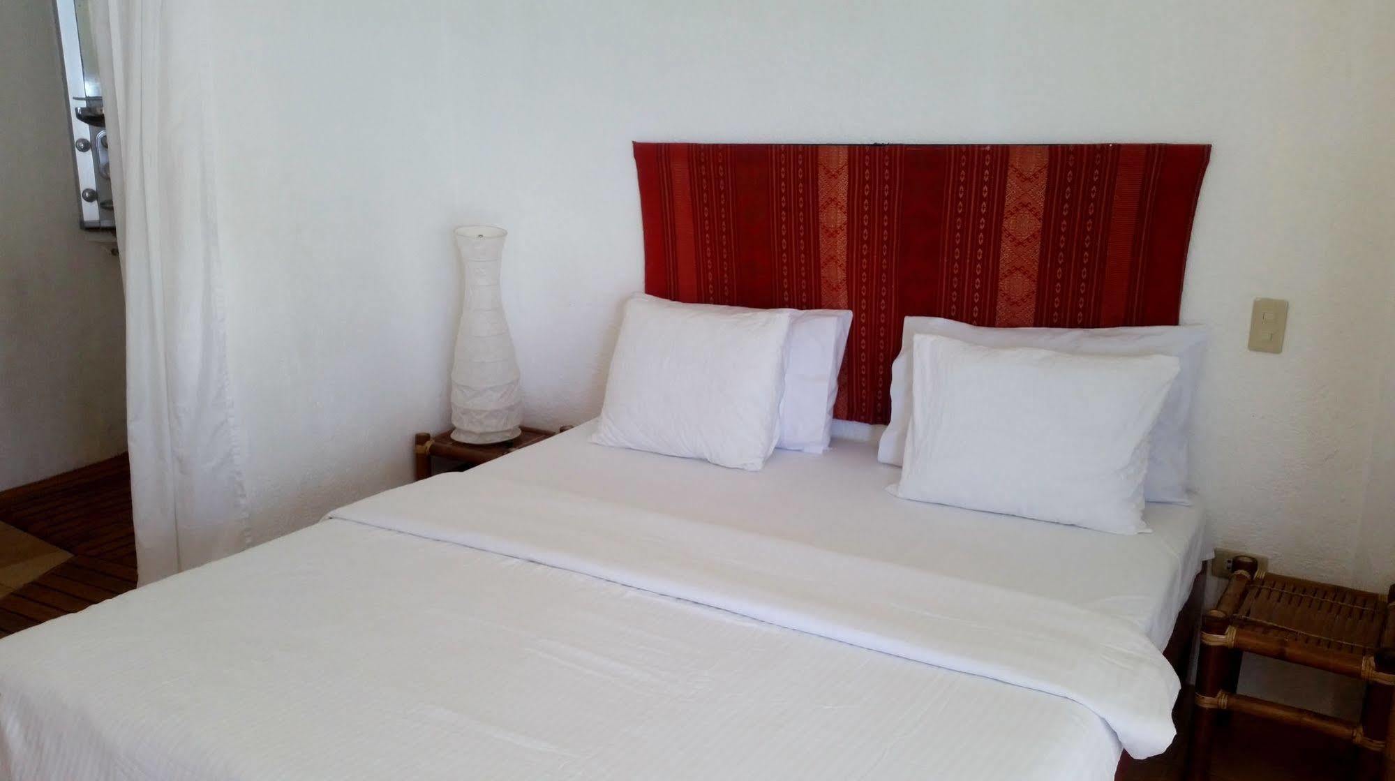 Artista Beach Villa Balabag  Bagian luar foto